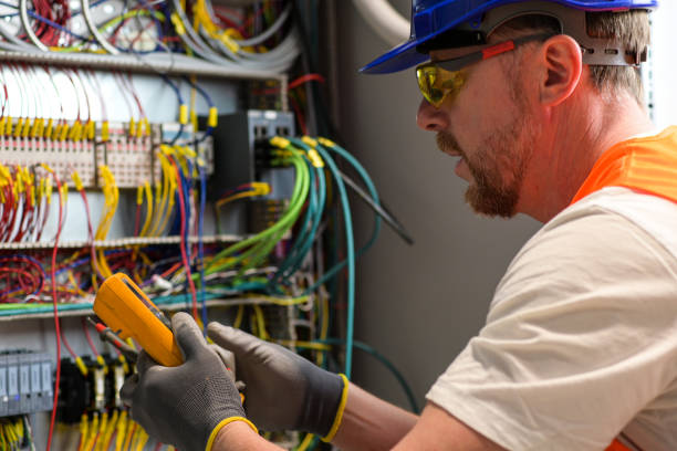 Best Electrical Contractors for Businesses  in Traverse City, MI